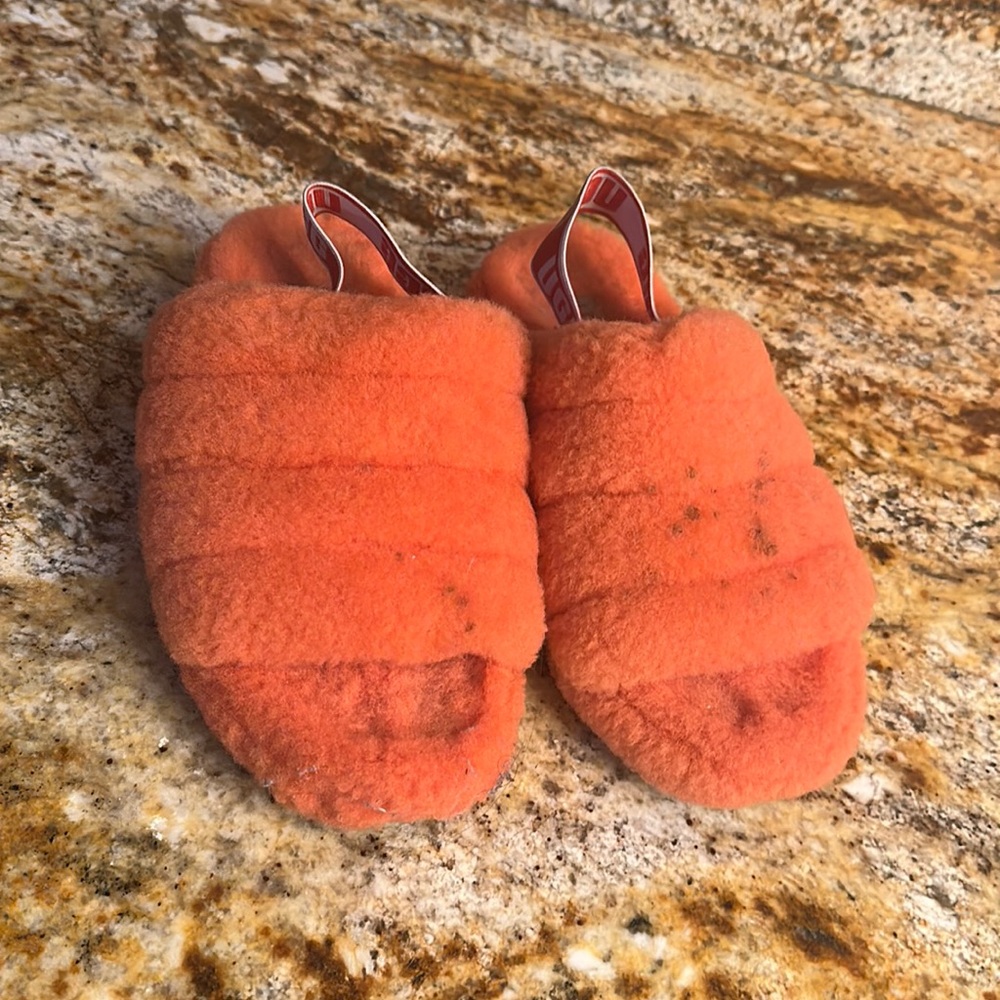 UGG Fluff Yeah Slides - Picture 2 of 5